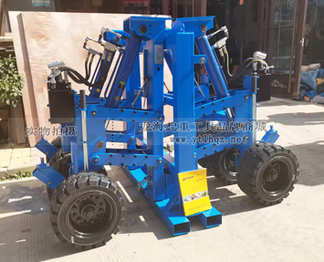 輪式集裝箱搬運(yùn)車(chē)實(shí)物圖一